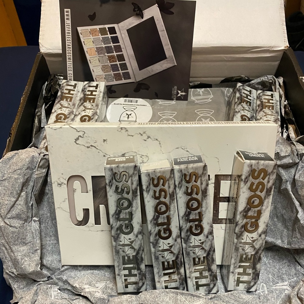Cremated set
